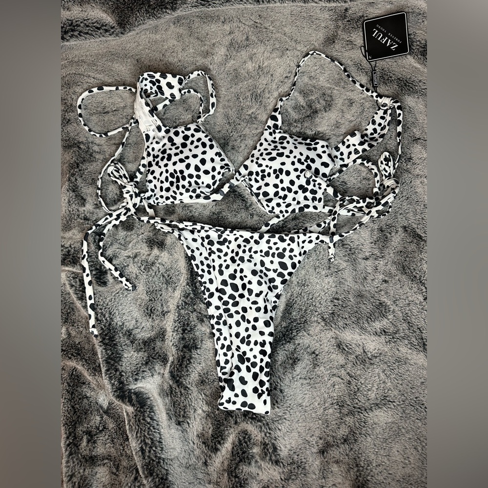 Zaful black poka dot bikini